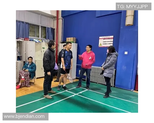 深圳羽毛球队节奏对比分析揭示训练与比赛的深层联系